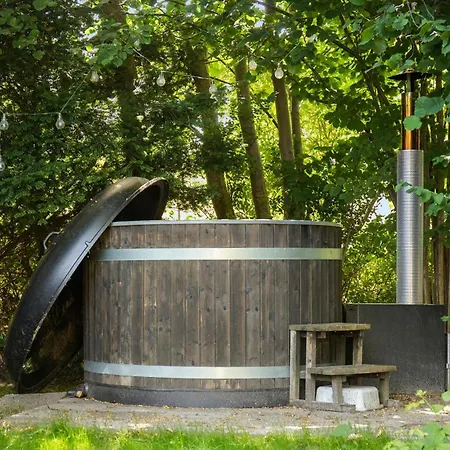 5 Bedroom In 펜션 *