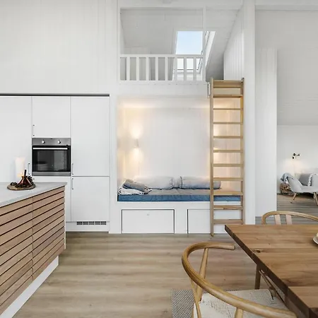 5 Bedroom In