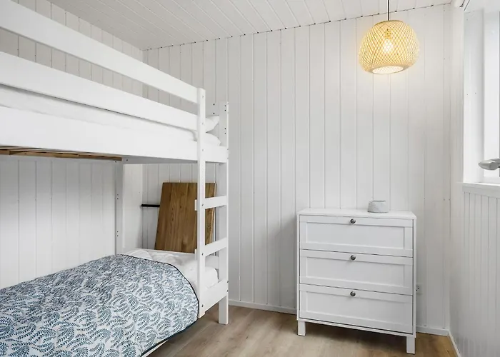 5 Bedroom In Nyaraló Græsted