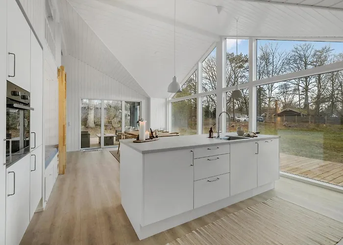 5 Bedroom In